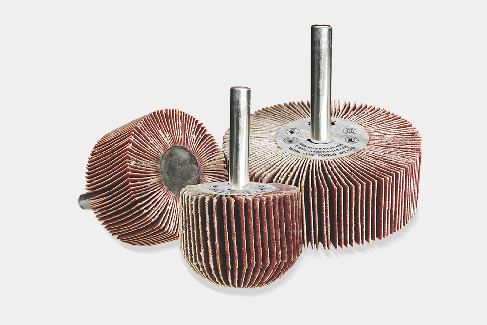 Plastic Core With Petiole Wheel